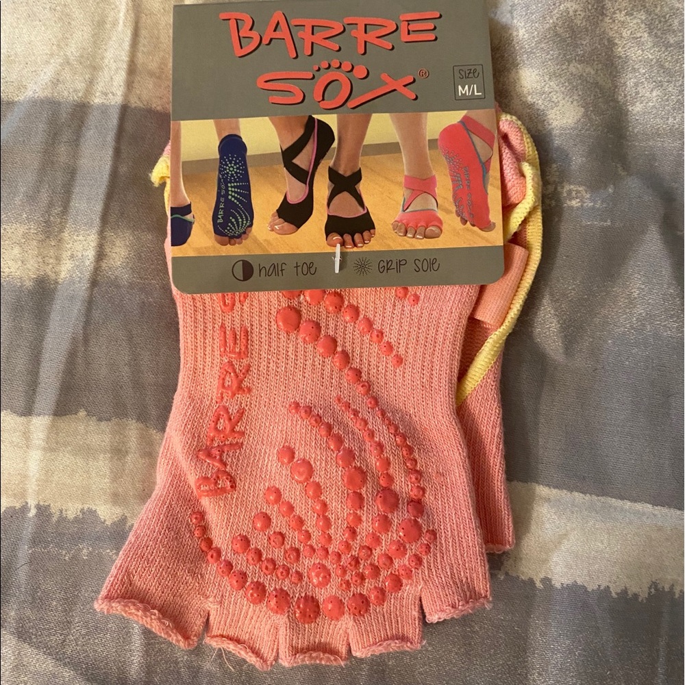 NWT Barre Sox Barre Socks Light Pink
